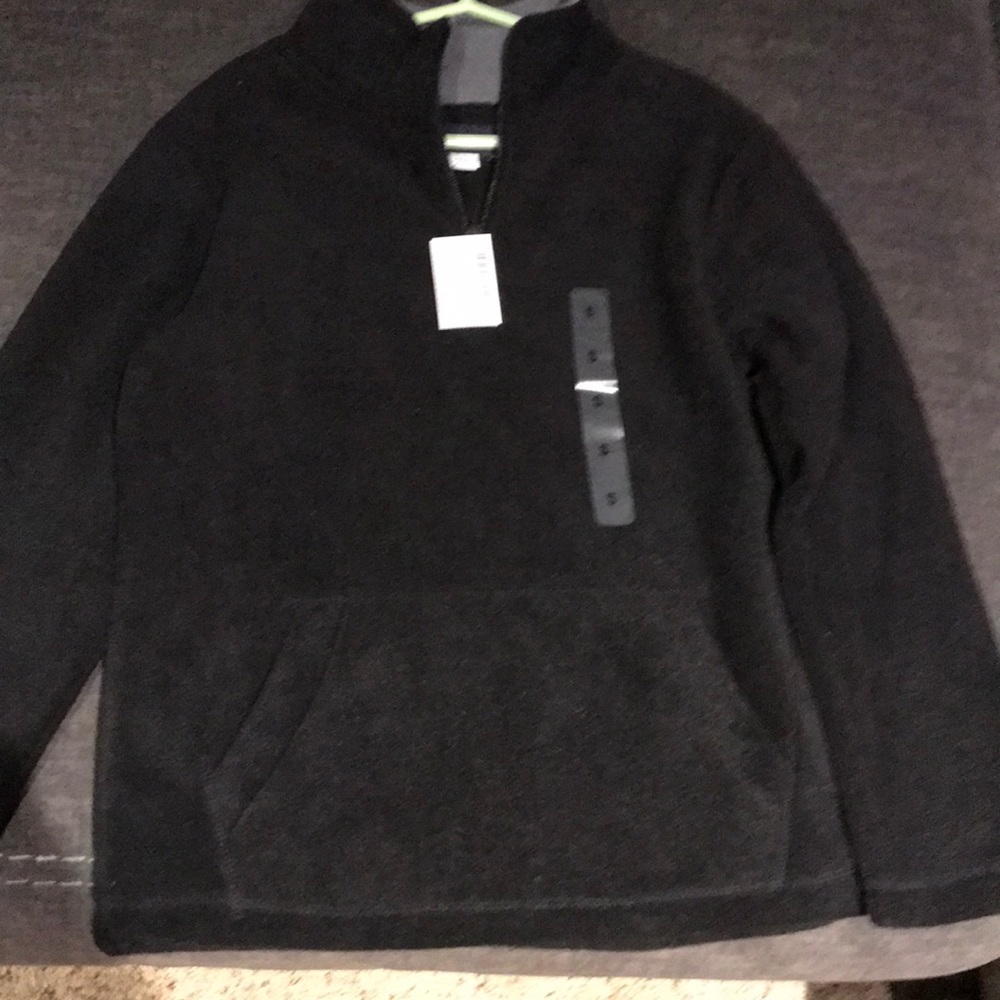 NWT Children’s Place boys fleece size 5/6